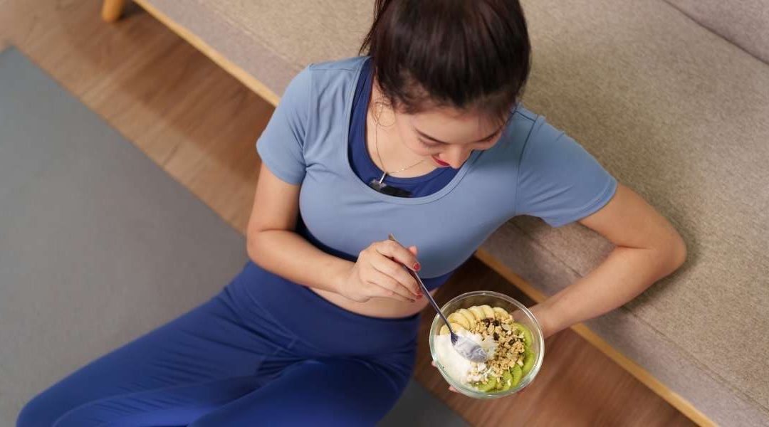 Collation post-entraînement: choix astucieux pour votre force